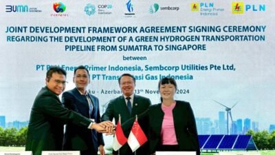 PT Transportasi Gas Indonesia Sembcorp Utilities Pte Ltd. (Sembcorp), dan PT PLN Energi Primer Indonesia menandatangani Joint Development Framework Agreement. (Foto: Dok. Humas PGN)