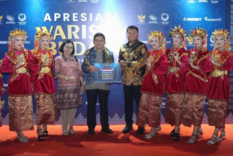 Tari Setabik Musi Banyuasin Terima Sertifikat Warisan Budaya Indonesia 2024. (Foto: Humas Kominfo MUBA)