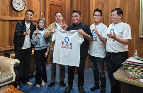 Gibran Center Siap Hantarkan Herman Deru ke Kursi Sumsel Satu. (Foto: Halopos.id)