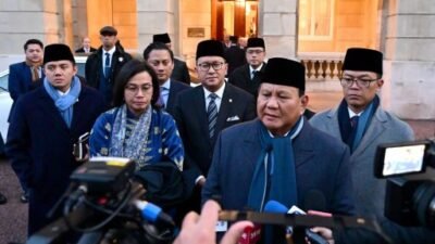 Presiden Prabowo Subianto memberikan keterangan kepada awak media, usai menghadiri CEO Roundtable Forum, London, pada Kamis 21 November 2024. (Foto: BPMI Setpres/Muchlis Jr)