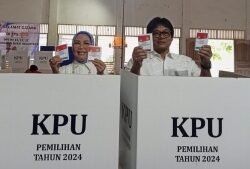 Usai Nyoblos di TPS 11, Cawagub Anita Noeringhati Akan Pantau Quick Count