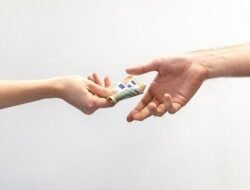 Penentuan Upah Baru Setelah Putusan MK Masih Ditunggu