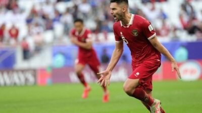 Pemain Timnas Indonesia, Sandy Walsh, merayakan gol yang dicetaknya ke gawang Jepang dalam laga Piala Asia 2023, 24 Januari 2024 di Doha. (GIUSEPPE CACACE/AFP)