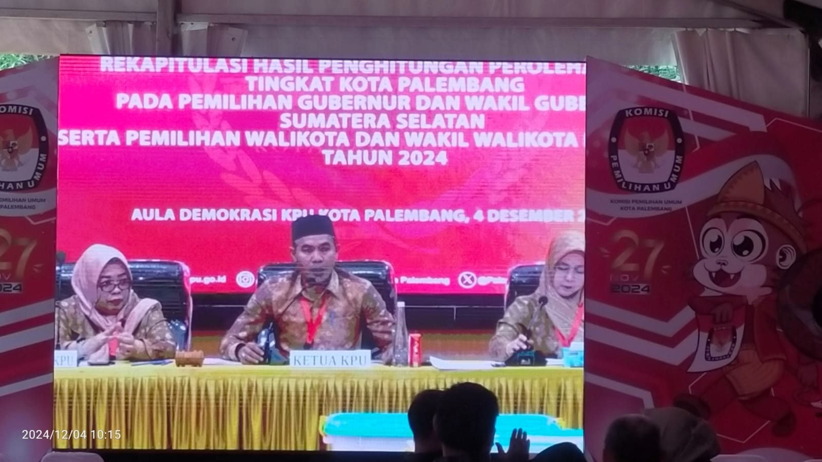 Suasana rapat pleno di KPU Palembang. (Foto : Halopos.id)