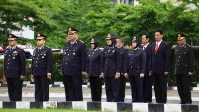 Jajaran Polda Sumsel saat upacara peringatan Hari Bela Negara ke-76 di Lapangan Gedung Utama Presisi Mapolda Sumsel, Kamis (19/12/2024). (Foto : Humas Polda Sumsel)