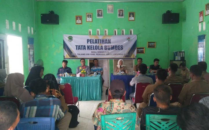 BUMDes Semangus Diberi Ketrampilan Berwirausaha.