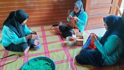 Wujudkan Masyarakat Sejahtera, Bukit Asam Berdayakan Kaum Ibu