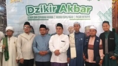 Kolaborasi Dompet Dhuafa dan Masjid Baiturrahman dalam Zikir Akbar dan Donasi Untuk Palestina. (Foto: Mursalan)
