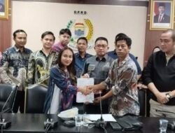 Sempat Viral, Perseteruan Pegawai Pempek dan Dokter Puskesmas Berakhir Damai di Komisi IV DPRD Palembang