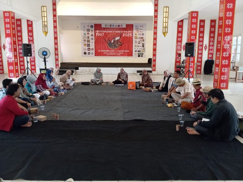 Hari Kedua Peringatan Pertempuran Lima Hari Lima Malam Hadirkan Diskusi Sejarah. (Foto: Andriyanto)