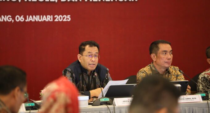 Otoritas Jasa Keuangan (OJK) Provinsi Sumatera Selatan menyambut kunjungan kerja Wakil Ketua Komisi XI DPR RI, Fauzi Amro. (Foto:Humas OJK Sumsel)