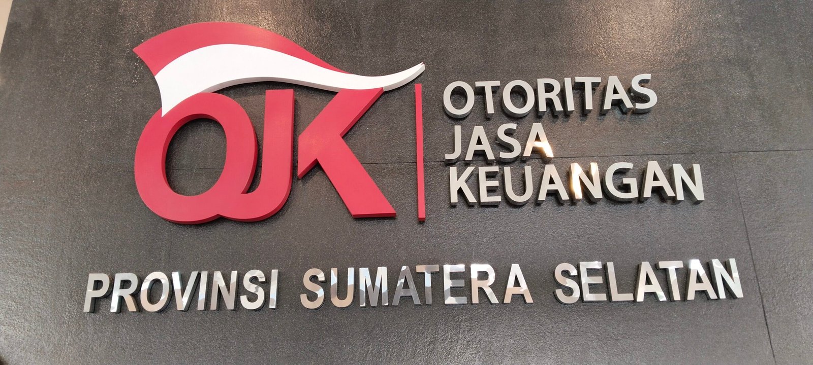 Kantor OJK Sumsel. (Foto: Halopos.id)