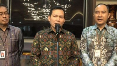 Pj Gubernur Sumsel Elen Setiadi (tengah).Foto: Mursalan