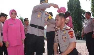 69 Anggota Polri dan 6 PNS Polres Muba Naik Pangkat. (Foto: Agus Edy)