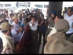 Ratusan Kades Geruduk Pemkab Muara Enim