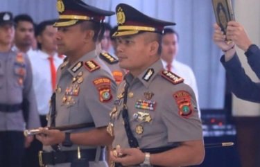 Kombes Pol Mustofa Resmi Dilantik Sebagai Kapolres Metro Bekasi. (Foto: Edison)