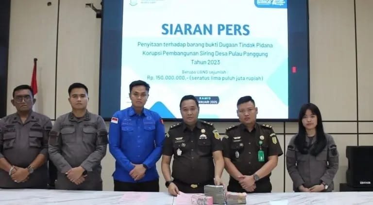 Kajari Muara Enim Sita Ratusan Uang Dugaan Korupsi PUPR