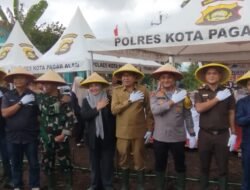 Kapolres Pagaralam Pimpin Penanaman Jagung Serentak, Dukung Program Ketahanan Pangan Nasional