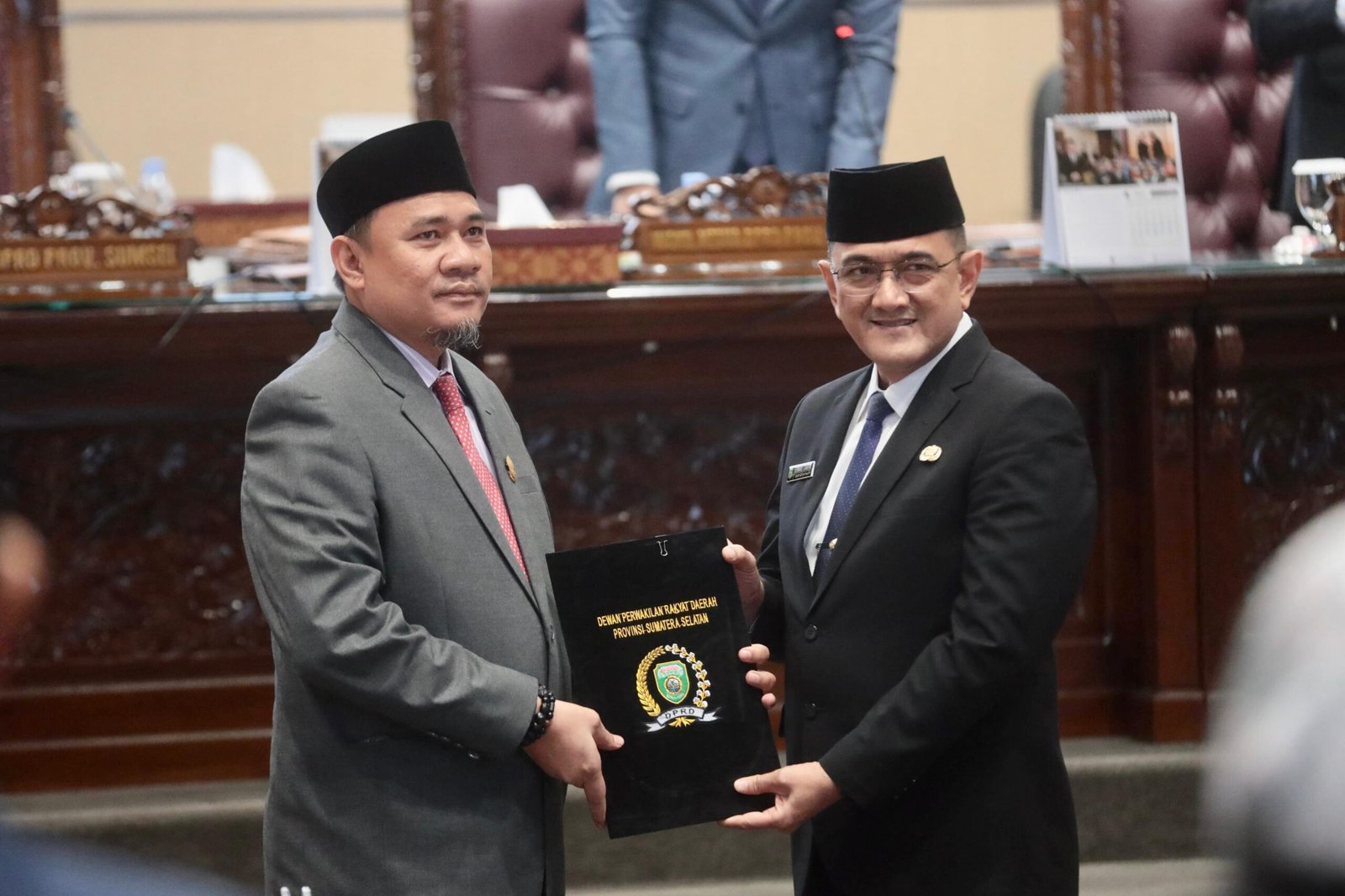 Sekda Edward Candra Hadiri Rapat Paripurna Penyampaian Laporan Hasil Reses Anggota DPRD Sumsel