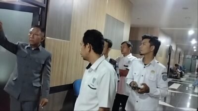 Diduga Halangi Wartawan Liput Audensi, Ketua Komisi I DRPD OKU Selatan Kangkangi UU Pers