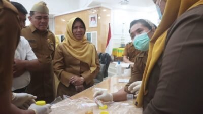 Pemkab Sergai Gelar Apel Gabungan Tenaga Honorer dan Tes Urine
