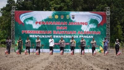Giat Tanam Jagung, Kapolri Perkuat Ketahanan Pangan