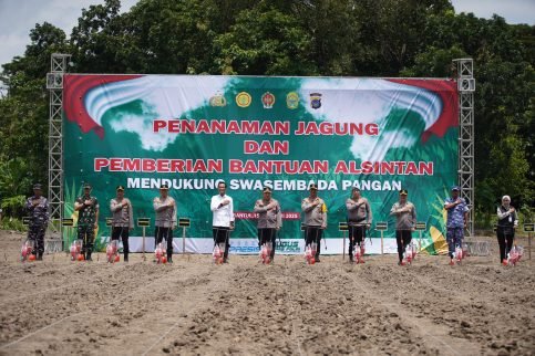 Kapolri Jenderal Listyo Sigit Prabowo, saat berkunjung di Bantul. (Foto : Polda DIY)