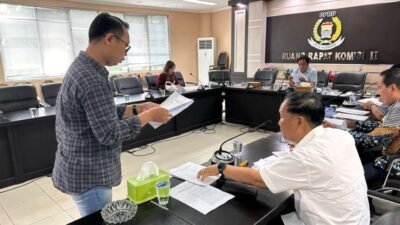 Komisi II DPRD kota Palembang saat melaksanakan rapat, pada Selasa (18/2/2025),