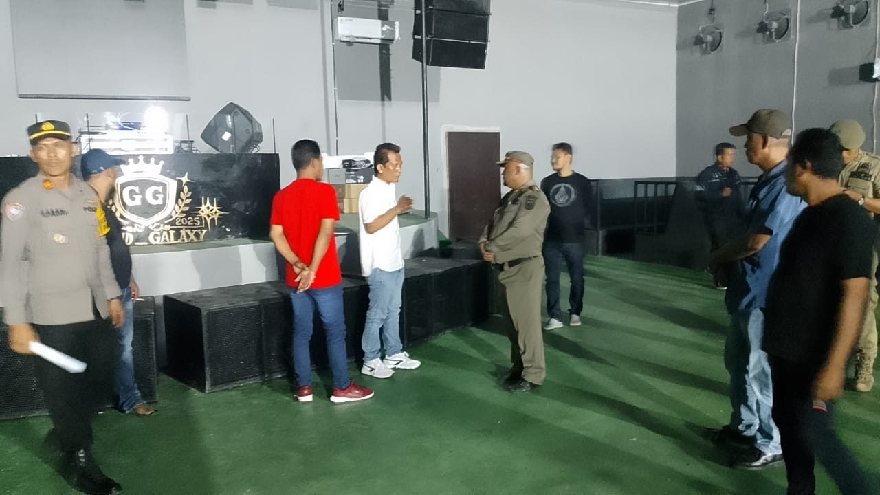 Suasana Diskotek Grand Galaxy di Desa Sei Bamban Kecamatan Sei Bamaban