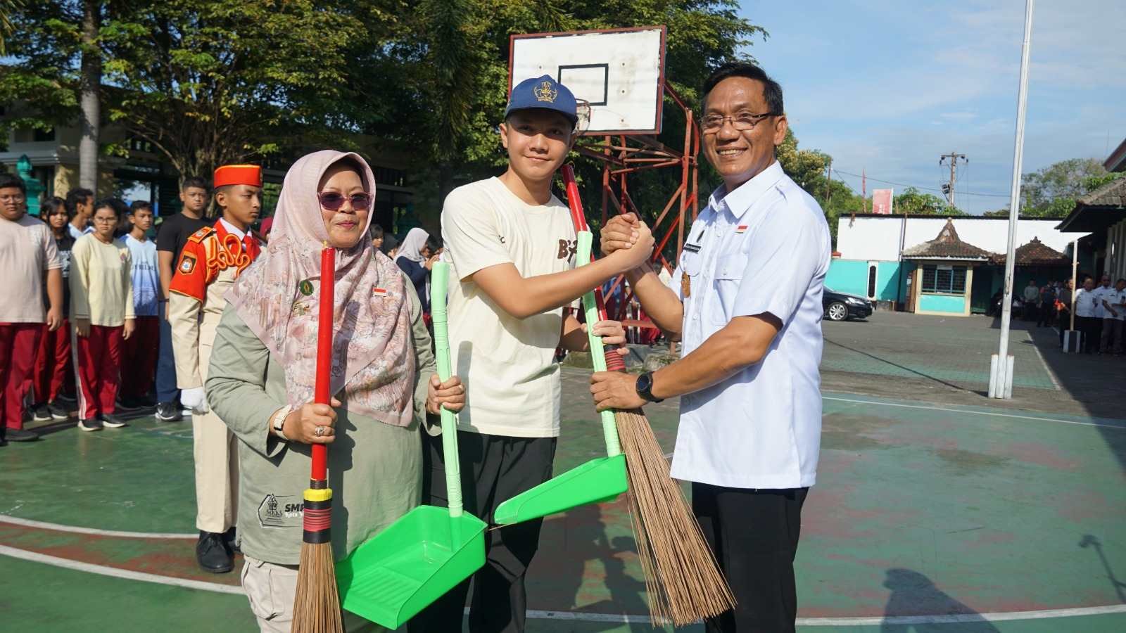 Wakil Walikota Yogyakarta, Wawan Harmawan saat giat di SMP Negeri 5 Kota Yogyakarta. (Foto : Pemkot Yogyakarta)