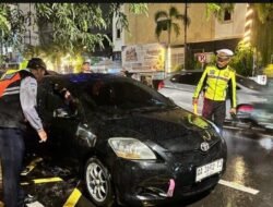Kendaraan Parkir Sembarangan, Polisi dan Dishub Lakukan Hal Ini