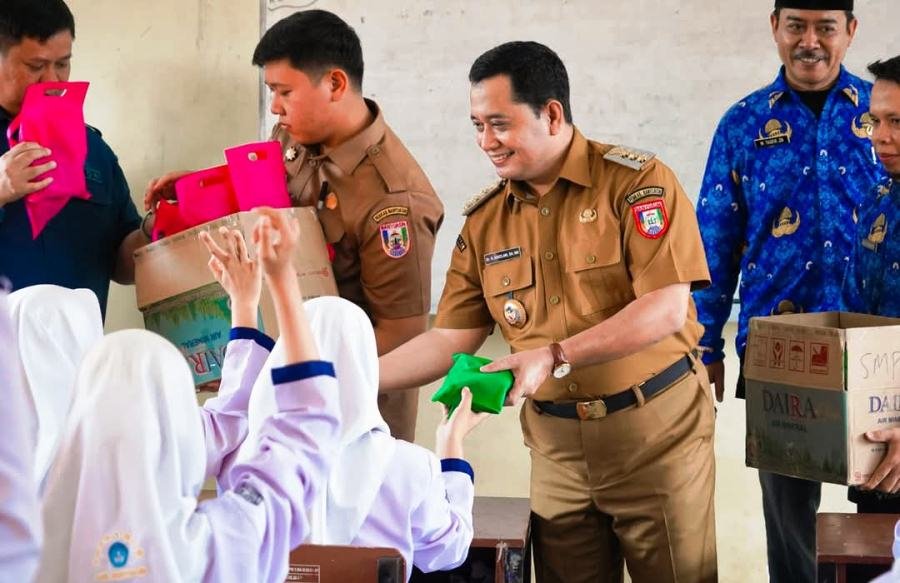 Bupati Banyuasin Askolani Launching Makan Bergizi Gratis