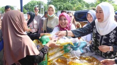 Bantu Warga Penuhi Kebutuhan Ramadhan, Feby Deru Buka Operasi Pasar Ramadhan 2025