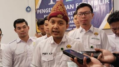Peby Anggi Pratama saat usai mengembalikan formulir Bakal Calon Ketua Umum BPC HIPMI Kota Palembang, Rabu (12/3/2025).