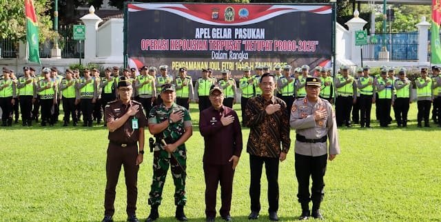 Apel Gelar Pasukan: Kesiapan Polresta Yogyakarta Amankan Arus Mudik dan Lebaran 1446 Hijriah. (Foto : Polresta Yogyakarta)