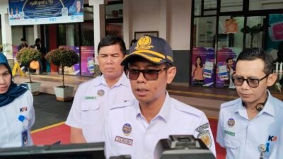 Executive Vice President PT KAI Divre III Palembang, Januri saat diwawancarai wartawan