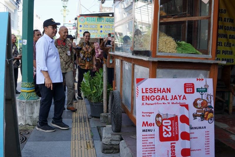 Warung makan di Jalan Perwakilan Malioboro. (Foto : Pemkot Yogyakarta)