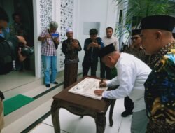 Bupati Harda Kiswaya Resmikan Masjid Nurul Alamin dan Janji Bantu Rp 50 Juta