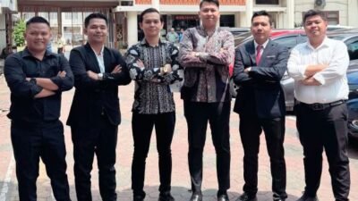 Tim hukum Sakahira Lawfirm