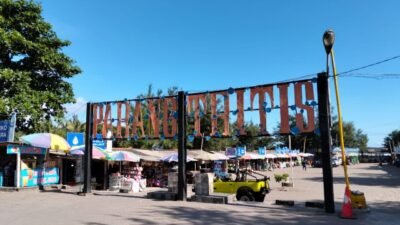 Dua Wisatawan Asal Banjarnegara Terseret Ombak di Pantai Parangtritis, Satu Selamat, Satu Masih Dicari