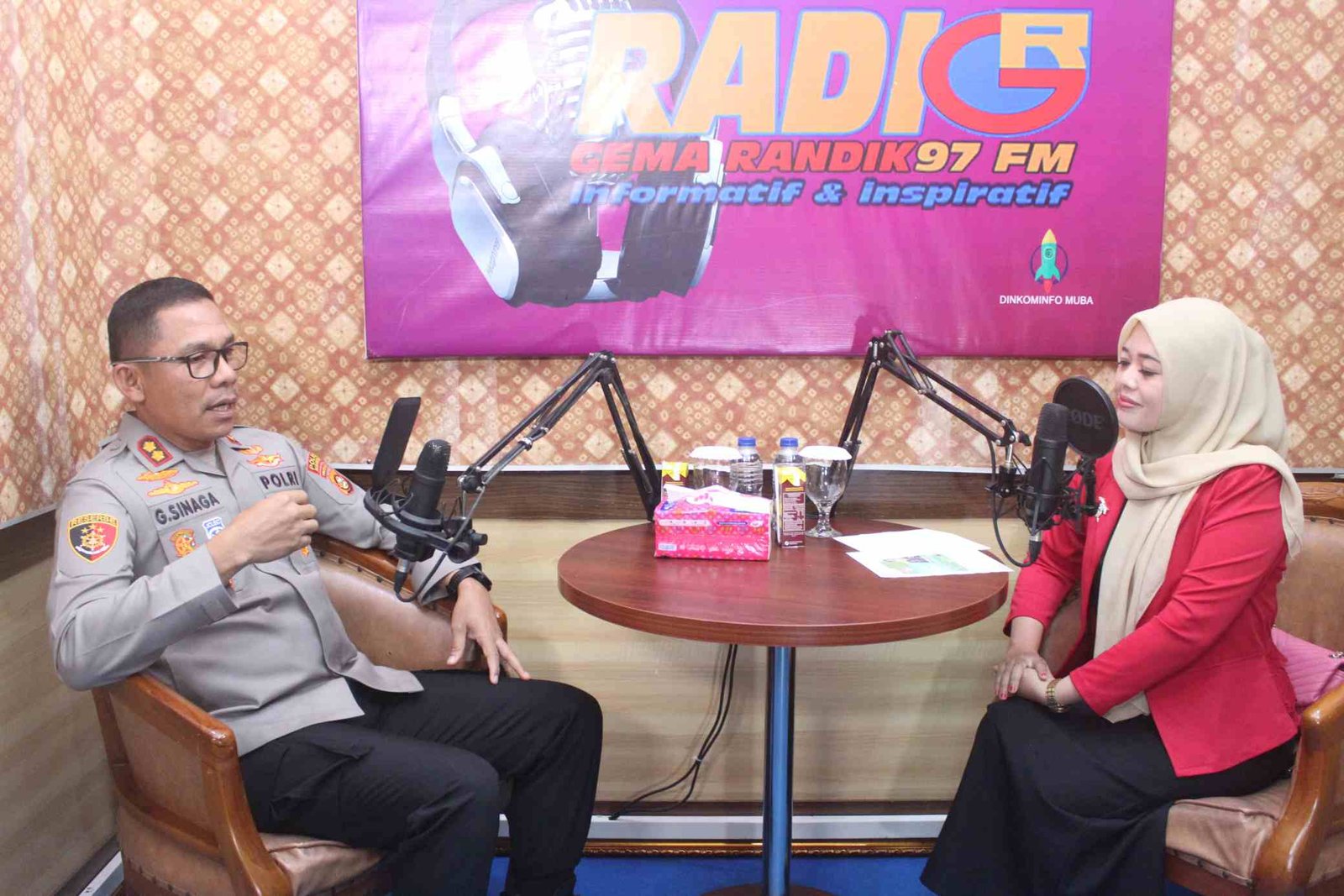 Kapolres Musi Banyuasin AKBP God Parlasro Sinaga menjadi bintang tamu dalam Podcast Hallo Muba Gema Randik