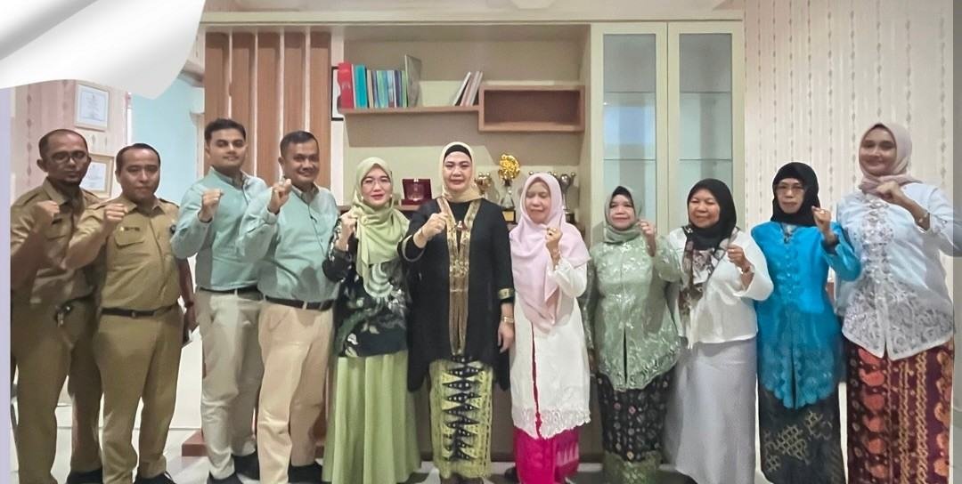 Kepala Dinas Pemberdayaan Perempuan dan Perlindungan Anak (PPPA) Provinsi Sumatera Selatan, Fitriana, S.Sos, M.Si, menerima kunjungan audiensi dari LBH Bima Sakti