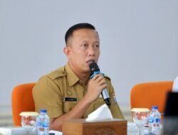 Orang Tua Bisa Lapor Jika Dipaksa Beli Seragam di Sekolah