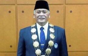 Rektor Universitas Negeri Yogyakarta, Profesor Sumaryanto. (Foto : Int)