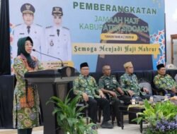 Sekda Sidoarjo Lepas Calon Jamaah Haji dengan Delapan Unit Bus