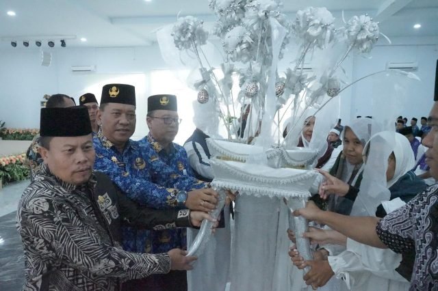 50 Jemaah Calon Haji Anggota KORPRI Kabupaten Asahan di Upah -Upah