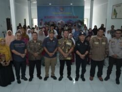 Wabup Asahan Serahkan Kartu BPJS Gratis dan KIP di 4 Kecamatan