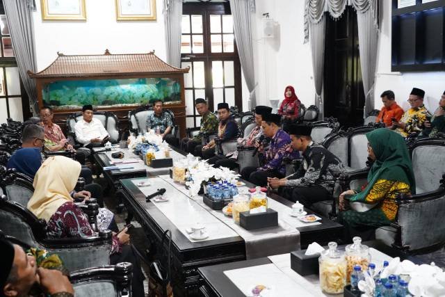 Pemkab Sidoarjo Fasilitasi Sekolah Swasta Mengurus PBG