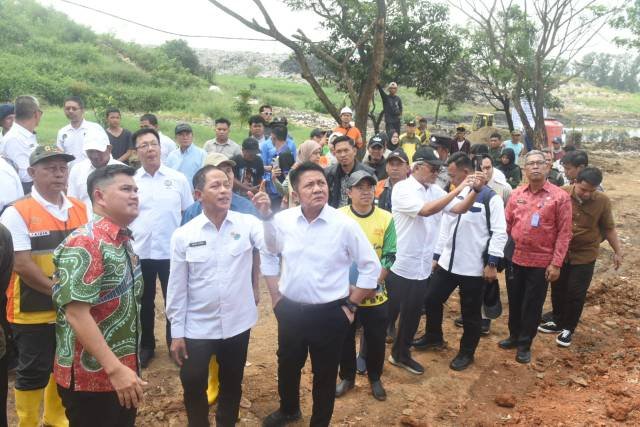 Menteri LH Apresiasi Langkah Strategis Pemprov Sumsel dan Pemkot Palembang Tangani Sampah di TPA Sukawinatan