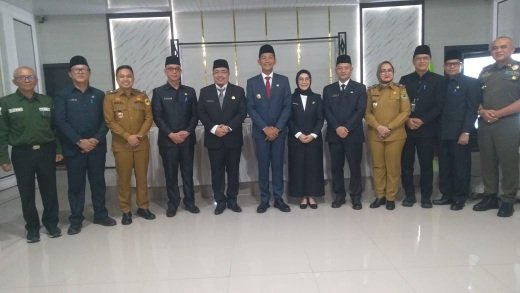 Bupati Kabupaten Penukal Abab Lematang Ilir (PALI) secara resmi melantik tiga pejabat administrator